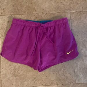 Nike athletic shorts with lining